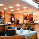 Hotel Venecia 3*