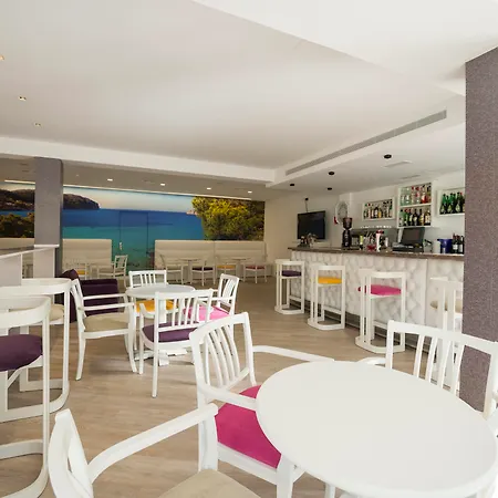 Venecia Paguera 酒店 帕格拉