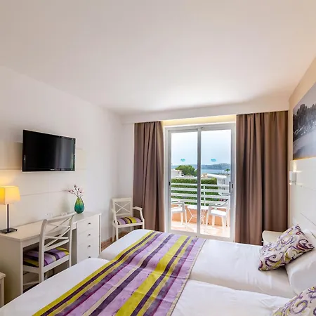 Venecia Paguera 3* باغيرا