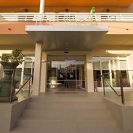Hotel Venecia 3*
