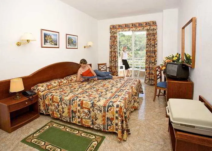 Venecia 3* פגוארה